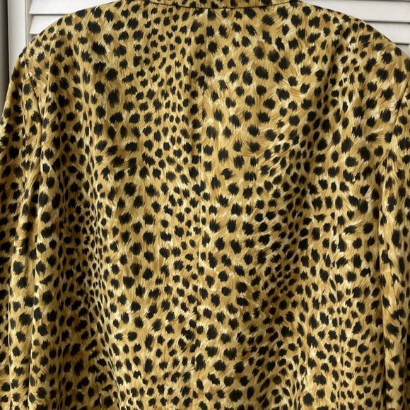 🌟Host Pick🌟Leopard Print Jacket (Size 22W) - Picture 4 of 6